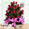 Arreglo Floral Rosas Rojas y lirios fucsias, globo y chocolates