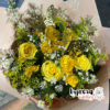 ramillete de rosas amarillas